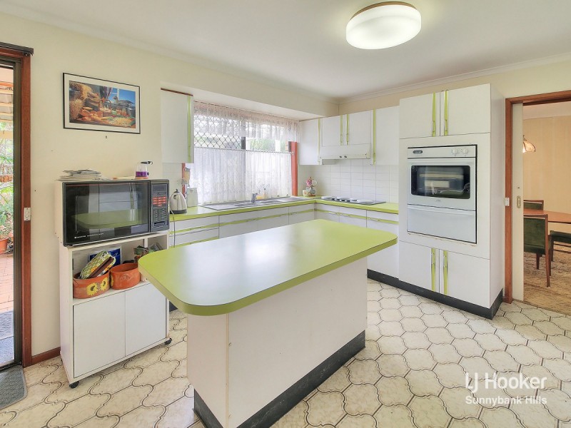 6 Halkin Street, Eight Mile Plains QLD 4113