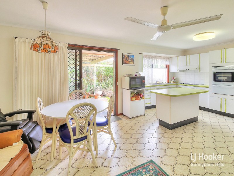 6 Halkin Street, Eight Mile Plains QLD 4113