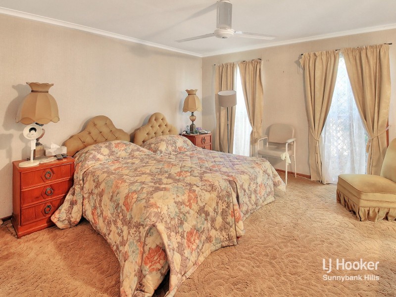 6 Halkin Street, Eight Mile Plains QLD 4113