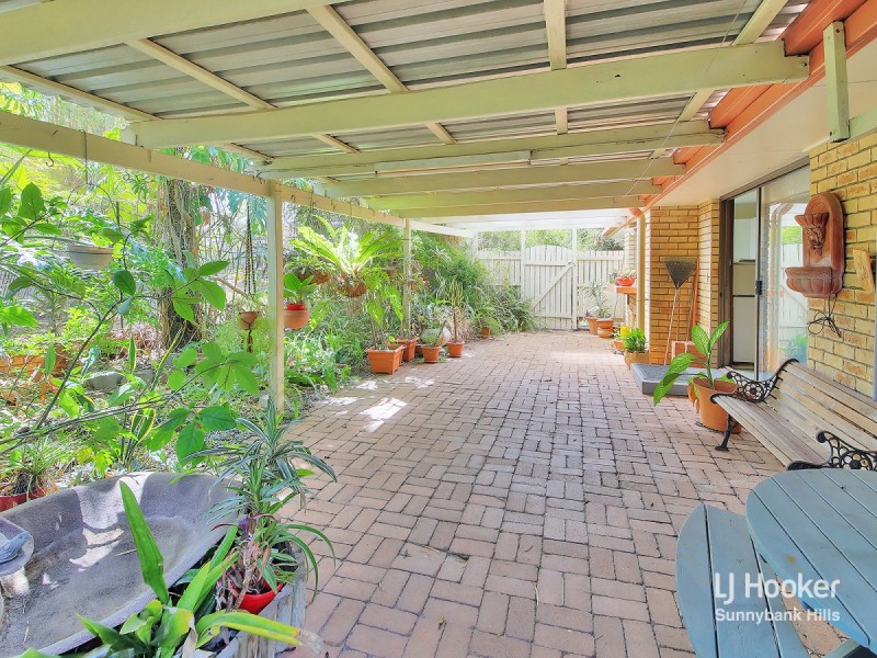 6 Halkin Street, Eight Mile Plains QLD 4113