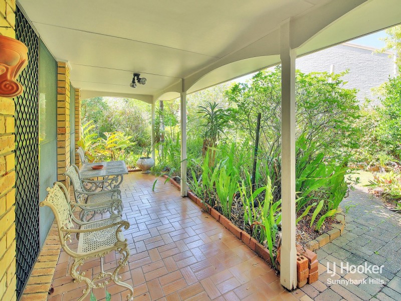 6 Halkin Street, Eight Mile Plains QLD 4113