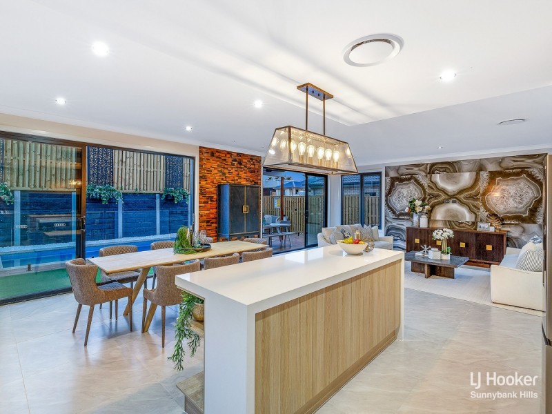 8 Peridot Place, Rochedale QLD 4123