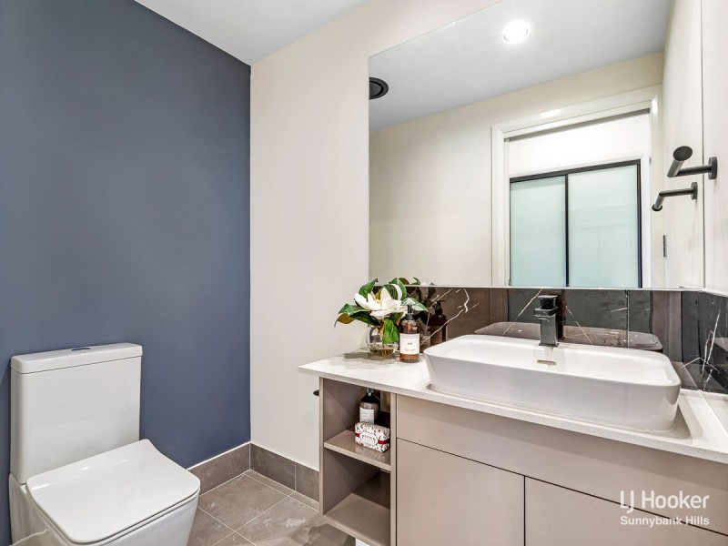 8 Peridot Place, Rochedale QLD 4123