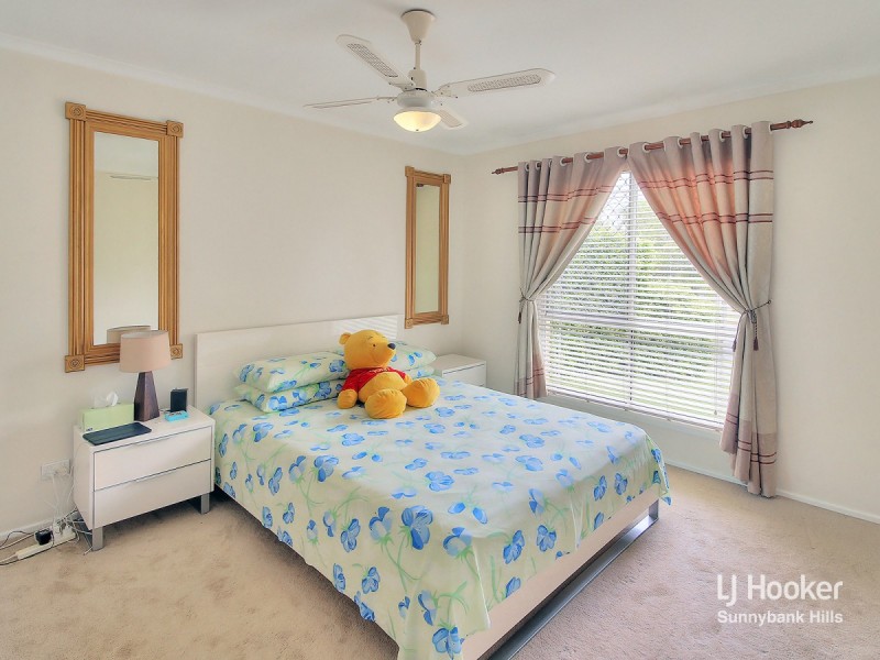 42 Glenfield Street, Parkinson QLD 4115