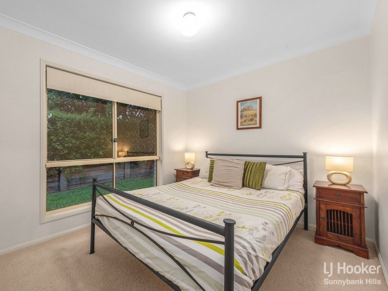 73 Hummingbird Crescent, Wishart QLD 4122