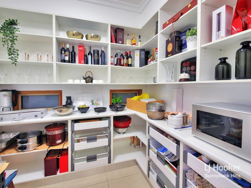 4 Dominion Street, Eight Mile Plains QLD 4113