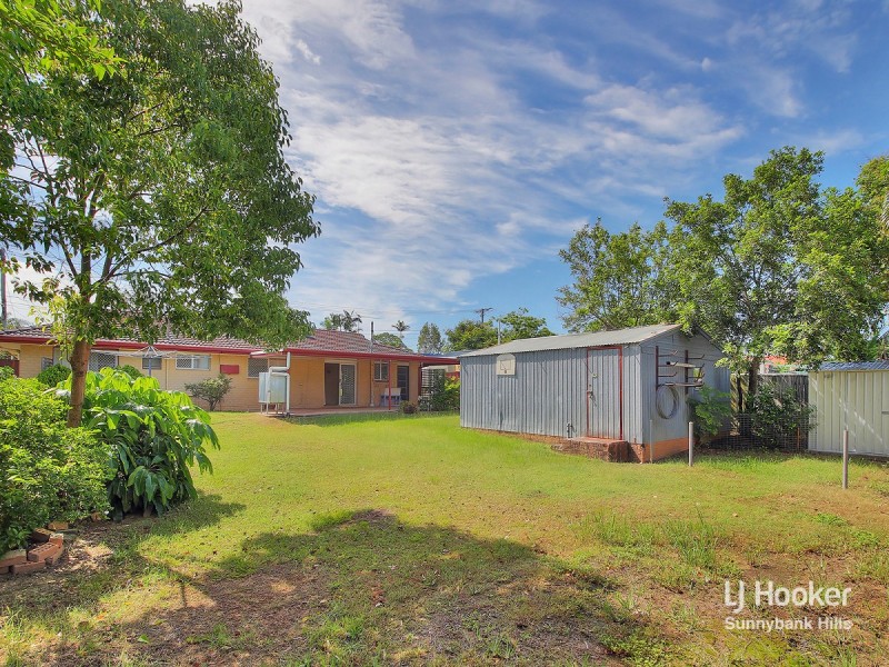 8 Walbrook Avenue, Springwood QLD 4127