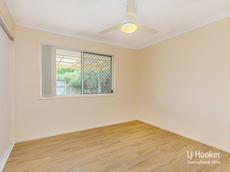 32 Pinedale Crescent, Parkinson QLD 4115