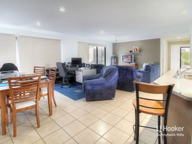 23 Mimosa Street, Parkinson QLD 4115