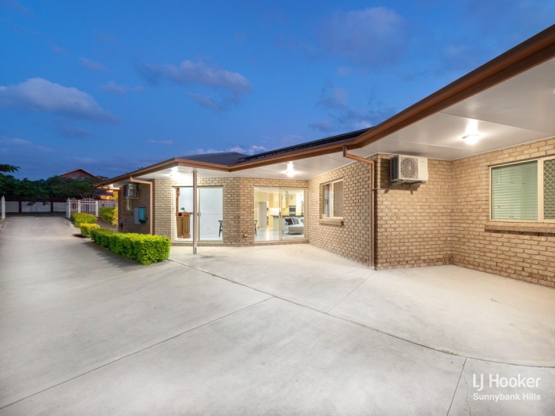 10 Mansfield Place, Mansfield QLD 4122