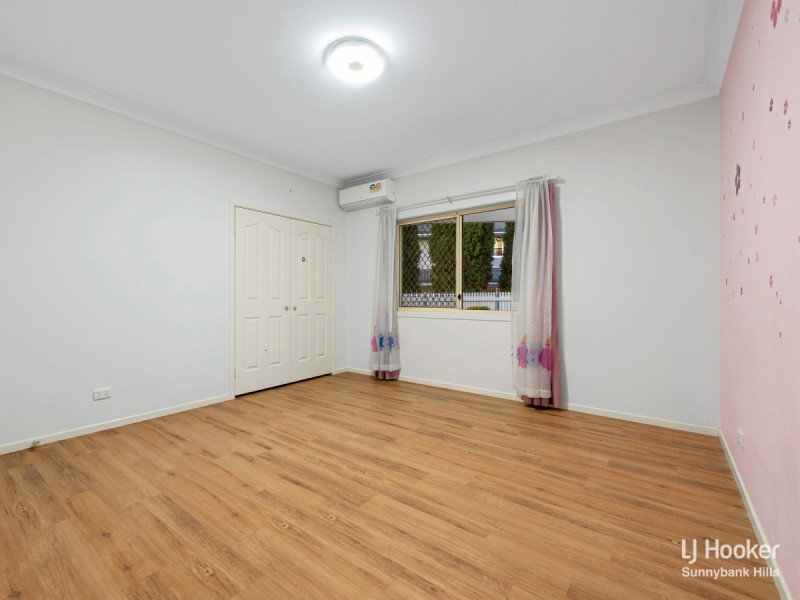 10 Mansfield Place, Mansfield QLD 4122