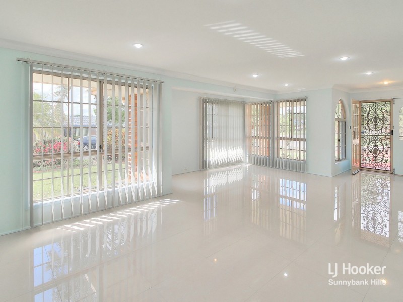 1 Karen Court, Runcorn QLD 4113