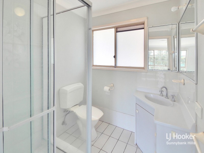 1 Karen Court, Runcorn QLD 4113