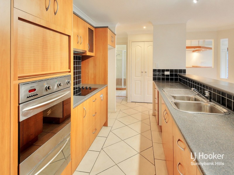 60 Ulinga Crescent, Parkinson QLD 4115