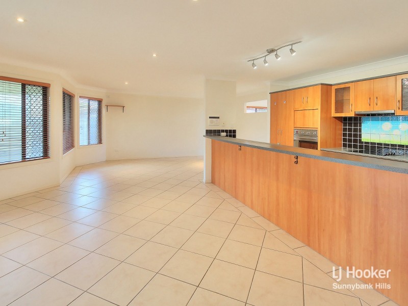 60 Ulinga Crescent, Parkinson QLD 4115