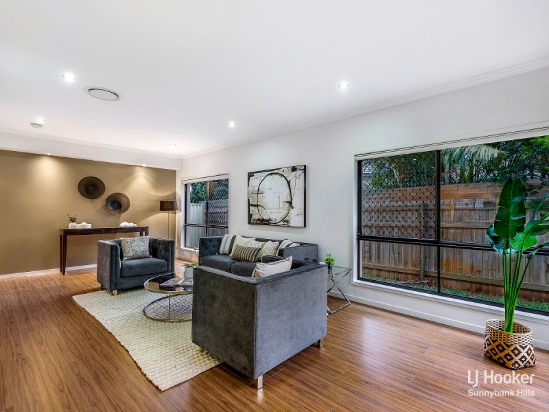 17 Southwalk Esplanade, Underwood QLD 4119