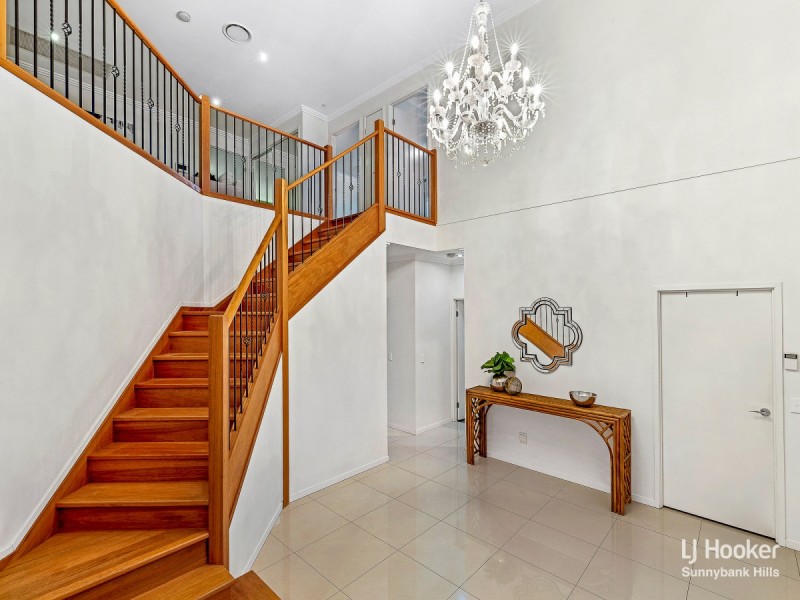 17 Southwalk Esplanade, Underwood QLD 4119