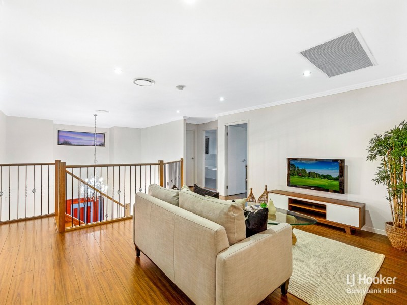 17 Southwalk Esplanade, Underwood QLD 4119