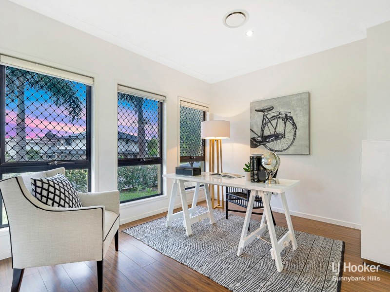 17 Southwalk Esplanade, Underwood QLD 4119