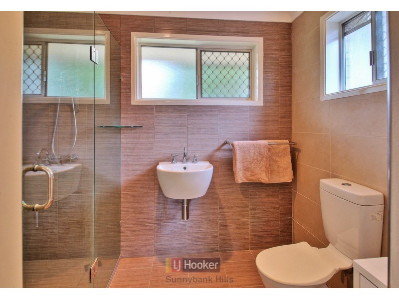 3 Wistaria Street, Sunnybank Hills QLD 4109