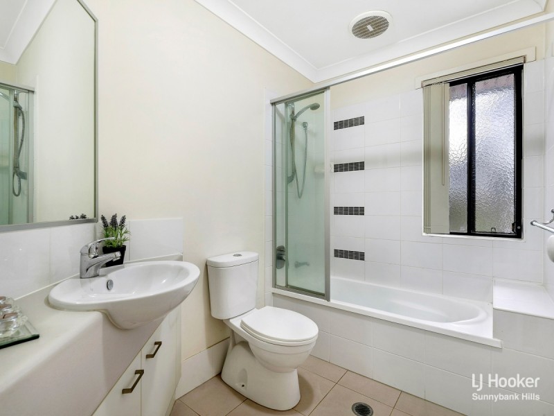 18/18 Diane Court, Calamvale QLD 4116