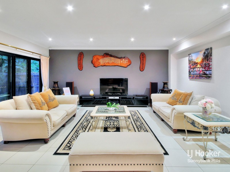 10 Hendy Street, Sunnybank Hills QLD 4109