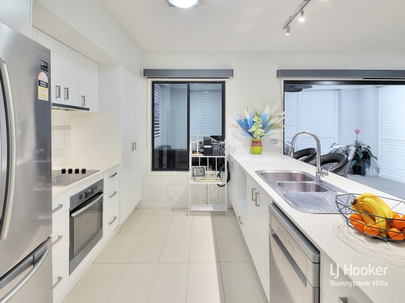 2 Mode Place, Eight Mile Plains QLD 4113