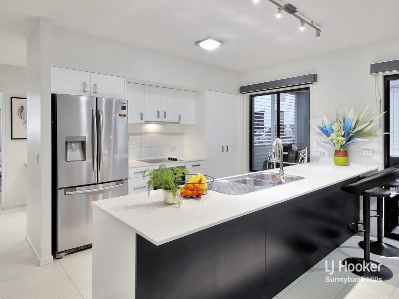 2 Mode Place, Eight Mile Plains QLD 4113