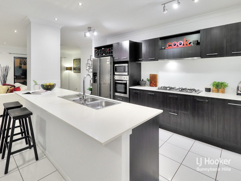 27 Collett Street, Eight Mile Plains QLD 4113