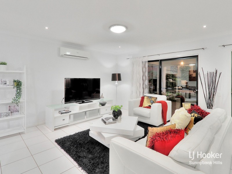 27 Collett Street, Eight Mile Plains QLD 4113