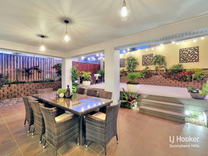 27 Collett Street, Eight Mile Plains QLD 4113