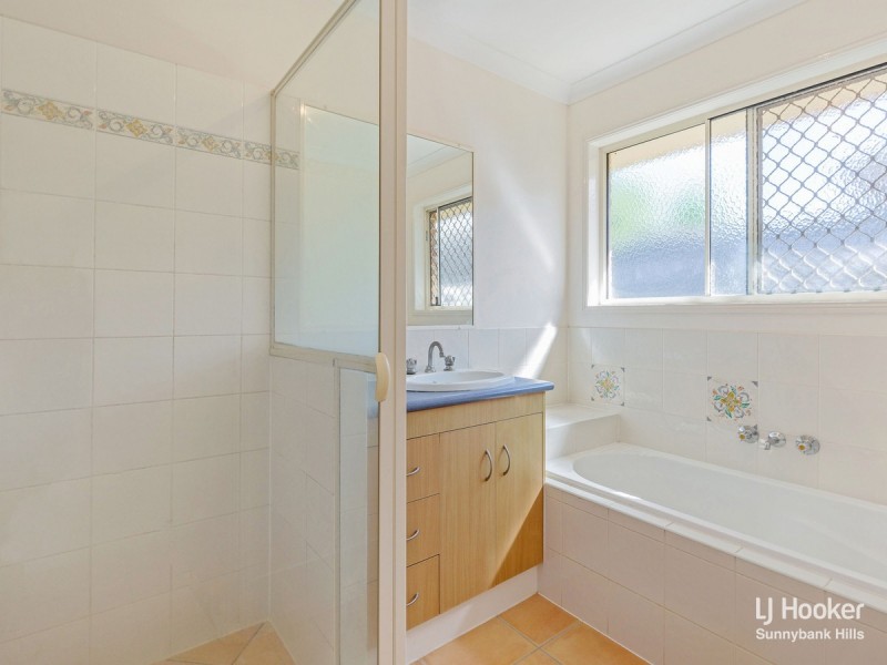 2 Killarney Place, Parkinson QLD 4115