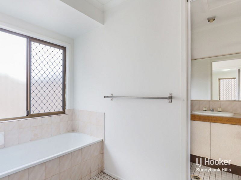 6 Kolan Street, Runcorn QLD 4113