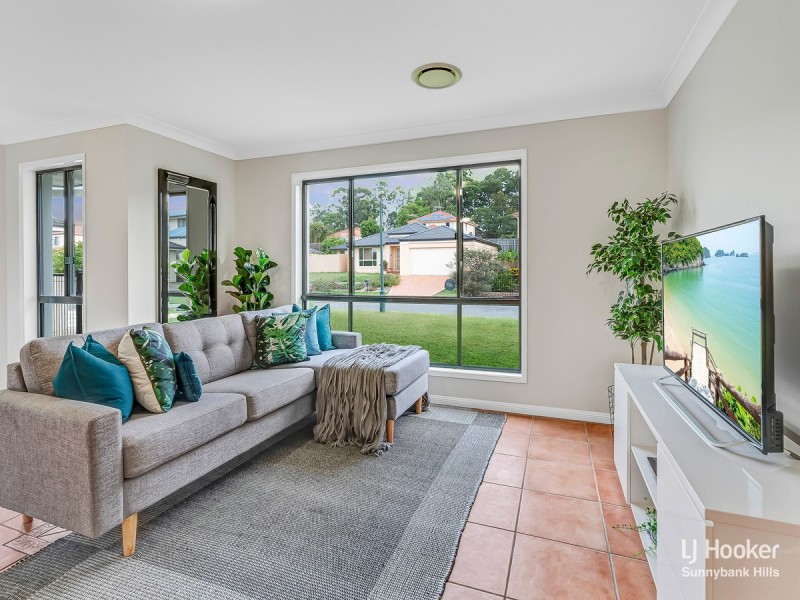 25 Regal Place, Eight Mile Plains QLD 4113