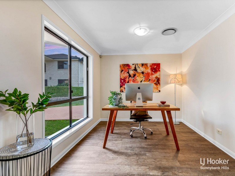 25 Regal Place, Eight Mile Plains QLD 4113