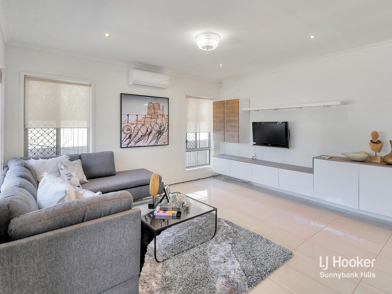 43 Candytuft Place, Calamvale QLD 4116