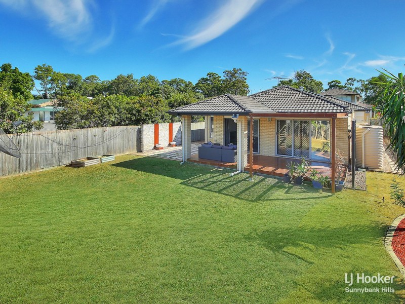 43 Candytuft Place, Calamvale QLD 4116
