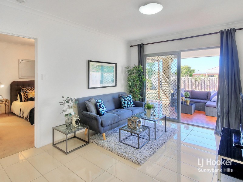 43 Candytuft Place, Calamvale QLD 4116