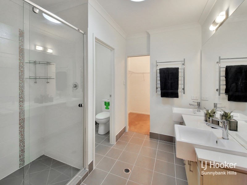 43 Candytuft Place, Calamvale QLD 4116