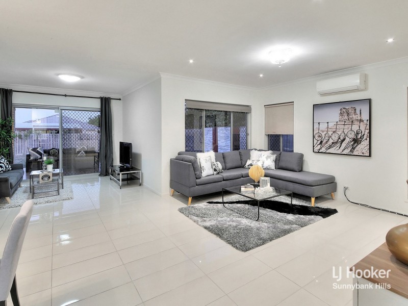 43 Candytuft Place, Calamvale QLD 4116