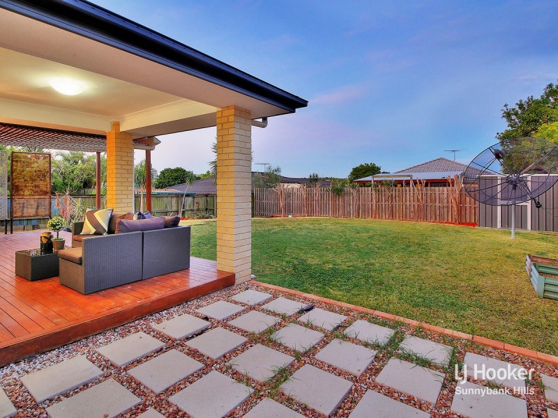 43 Candytuft Place, Calamvale QLD 4116