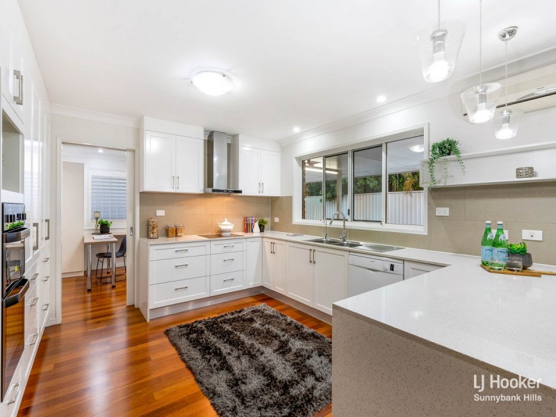 16 Malbon Street, Eight Mile Plains QLD 4113