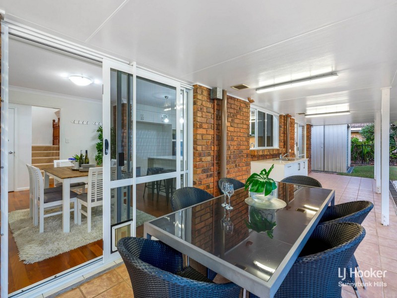 16 Malbon Street, Eight Mile Plains QLD 4113