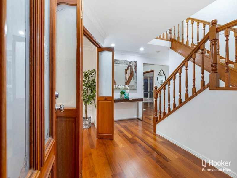 16 Malbon Street, Eight Mile Plains QLD 4113