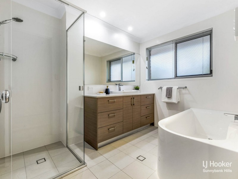 16 Malbon Street, Eight Mile Plains QLD 4113