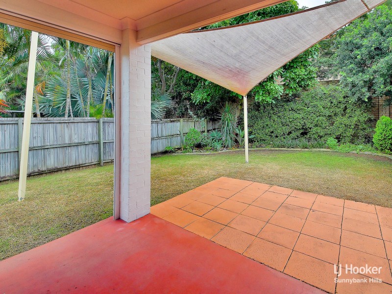 11 Maryland, Parkinson QLD 4115