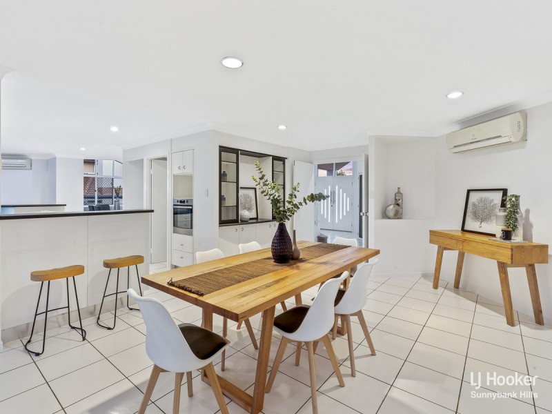3 Trafalgar Close, Stretton QLD 4116