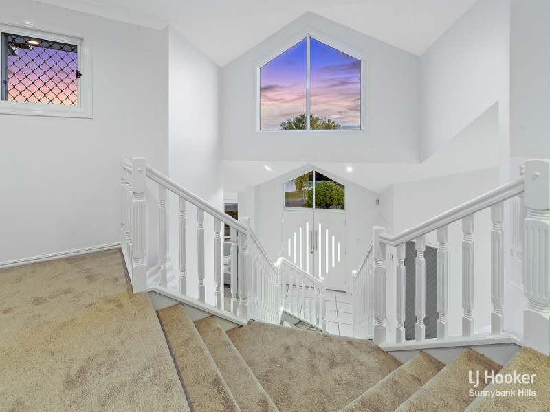 3 Trafalgar Close, Stretton QLD 4116