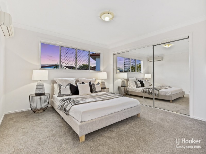 3 Trafalgar Close, Stretton QLD 4116