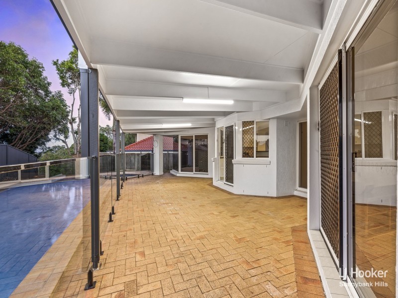 3 Trafalgar Close, Stretton QLD 4116